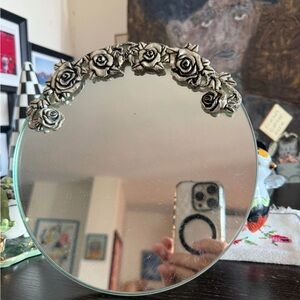 Vintage Round Vanity Mirror with Silver Metal Roses